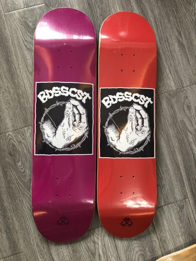 2024 Großhandel kundenspezifische Surfskate Deck Fabrik OEM Ahorn Skateboard 4