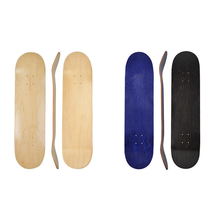 2023 Neues Design Großhandel Farbenreiches 7 Ply Maple Professionelles Skateboard 4 Räder