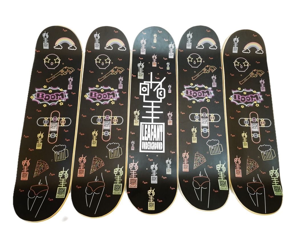2024 Hot Sales Style 7 Ply Ahorn Custom Konkaven Doppel Kick Professionelles Langbrett Skateboard